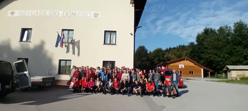 LEPA GESTA POMOČI POPLAVLJENIM OBMOČJEM